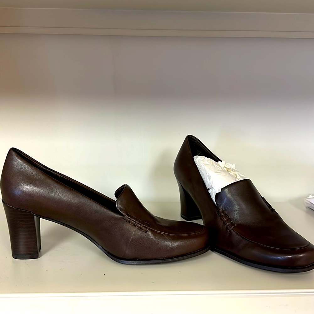 Women’s shoes